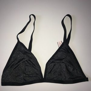 Victoria’s Secret grey bra Medium